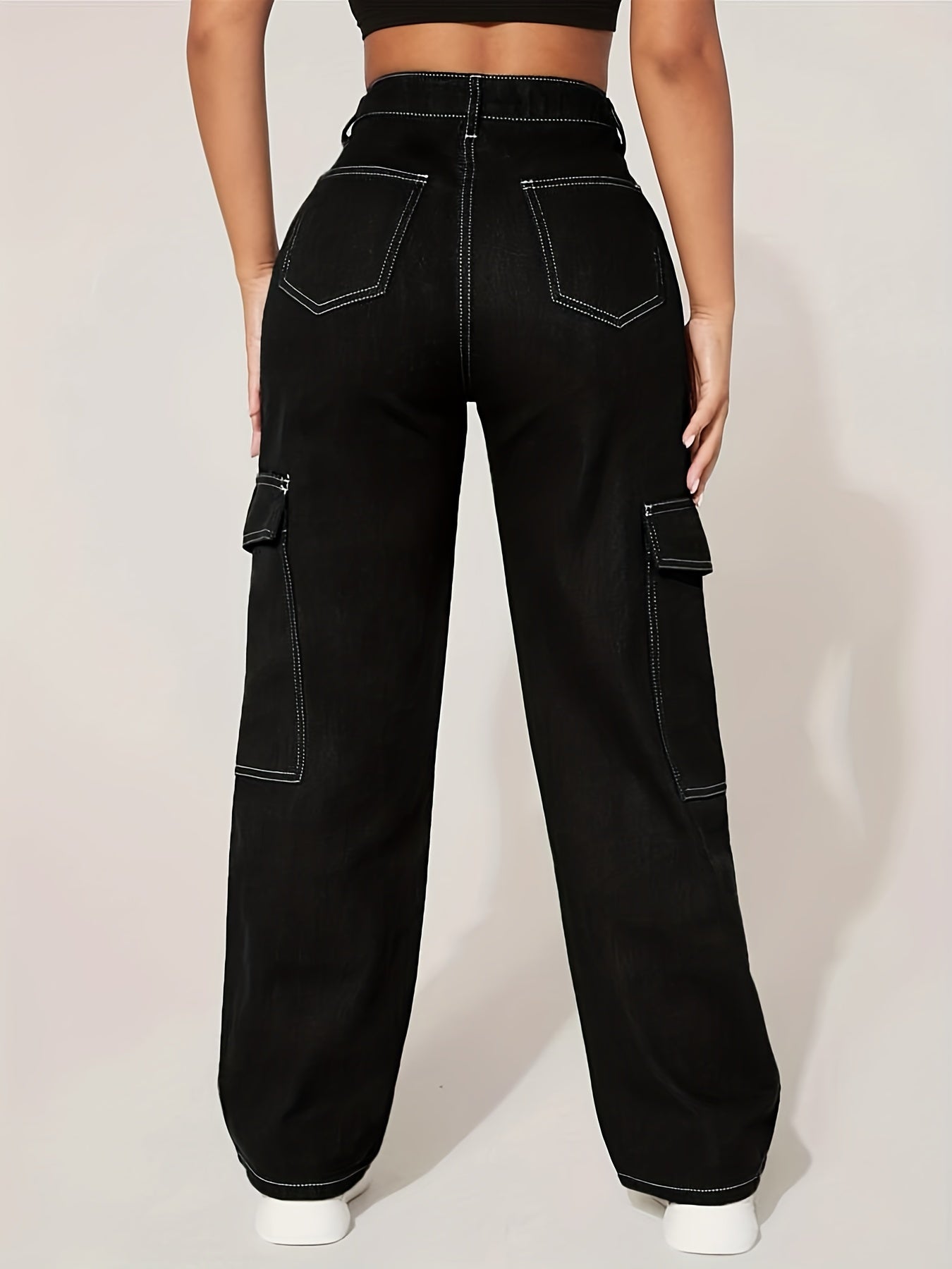 Y2K Kpop-Inspired Women’s Cargo Denim Jeans - Black with Striking White Contrast Seams, Multi-Pocket Design - Zipper & Button Closure, Comfortable & Trendy for Casual Outings