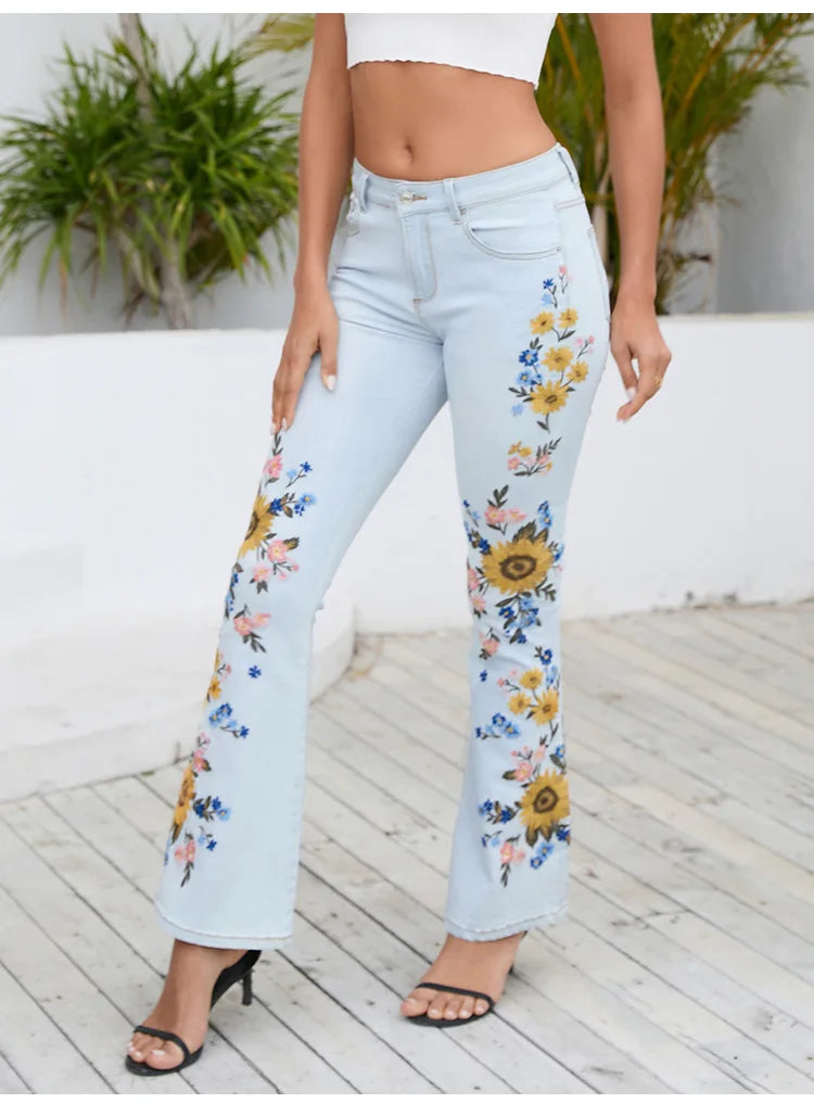 Jeanswomen's New New Stylewomen's Spicy Girl Street Fashion Personality Flower Heavy Work Embroidery Wash Horn Jeans