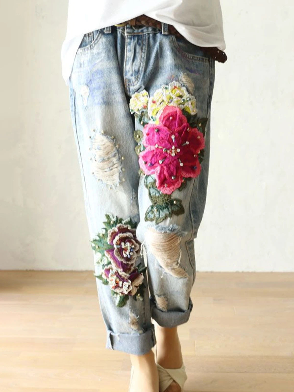 Women's Floral Embroidery Jeans Hollow Out Ripped Pearl Decor Y2K Vintage Mori Girl Denim Trousers Retro Pencil Jeans 2024